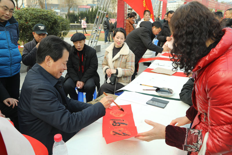 2020年陕西文化科技卫生“三下乡”活动在山阳启