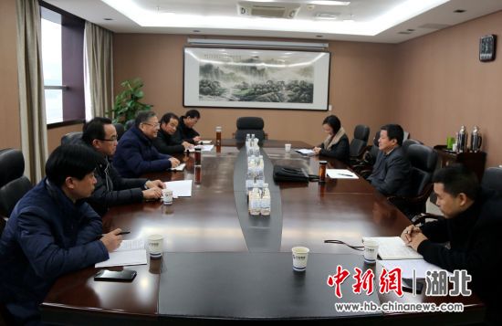 宜昌市税务局走访全国人大代表话减税降费