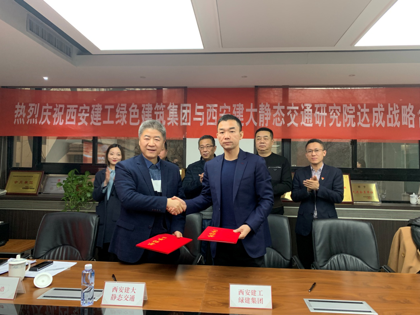 西安校企携手共建城市级智慧停车产业新生态