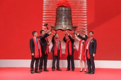 易天股份上市：市值26亿 天马京东方TCL是主要客