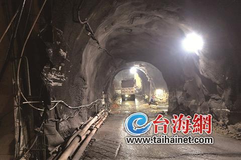厦门海沧隧道今年底建成通车 海域段本周实现双线贯通