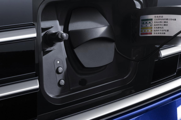 科技铸就实力，新迈腾GTE商务精英首选