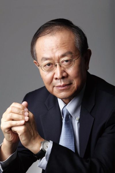 瑞尔集团创始人兼总裁邹其芳