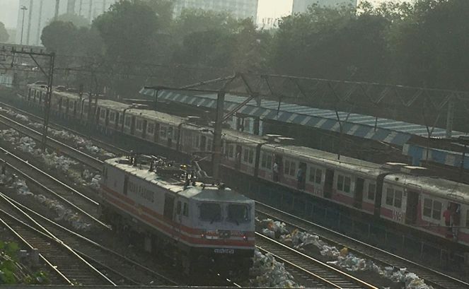 印度赶中国,长远可期,短期无望