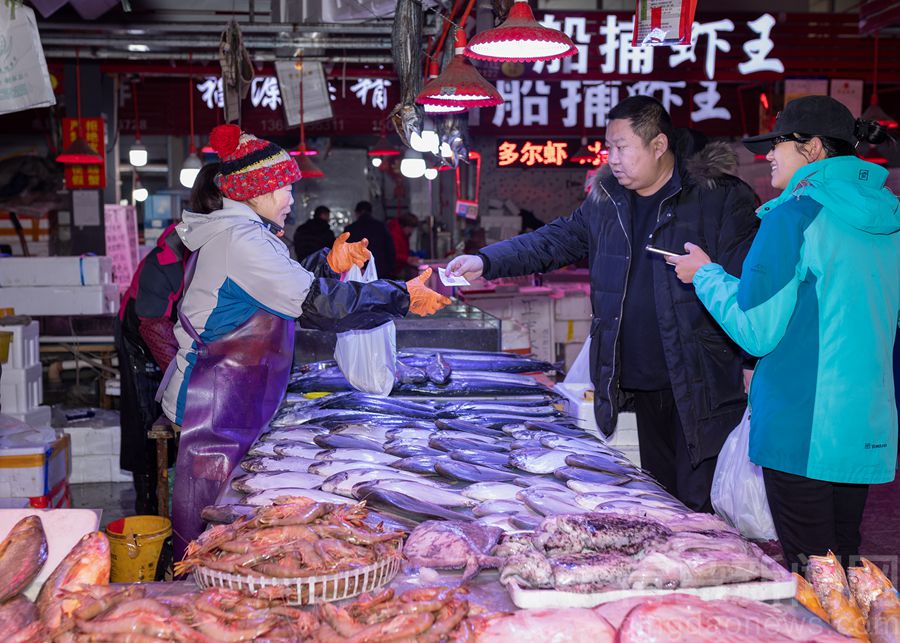 【小庞逛青岛】精品海鲜大卖 过个美味飘香的年