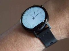 智能手表的鼻祖，摩托罗拉 360借壳还魂