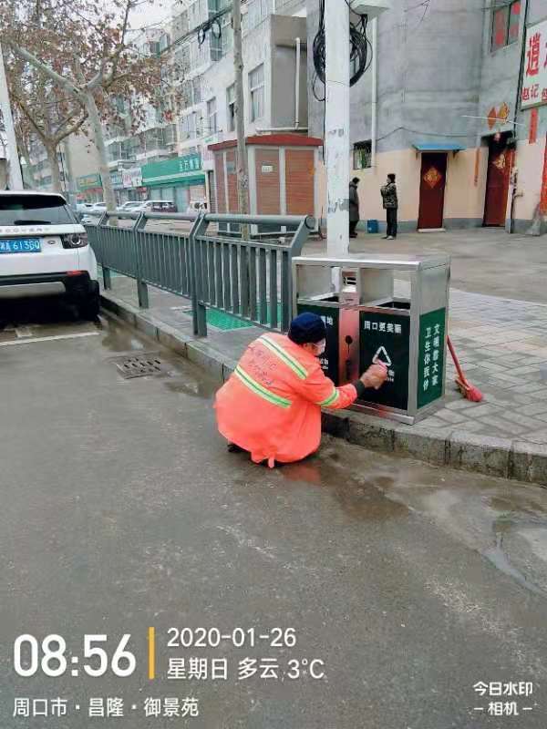 保持城乡清洁面貌 川汇区上千环卫工人特殊时期坚守岗位