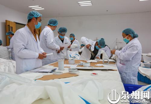 保供救急 柒牌首次生产工业级防护服从无到有