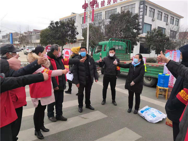 东海广电人周飞：调和“油盐酱醋” 烹出抗击疫