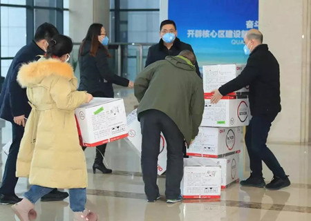 淮海科技城企业艾易西捐赠50台空气净化设备支持