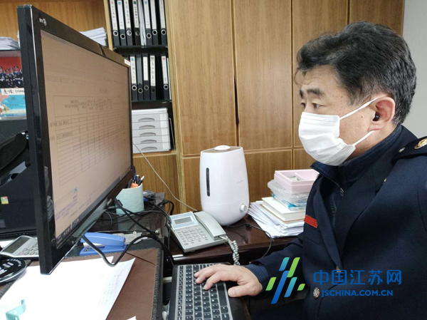 南京江北新区税务部门服务靠前 确保企业享政策