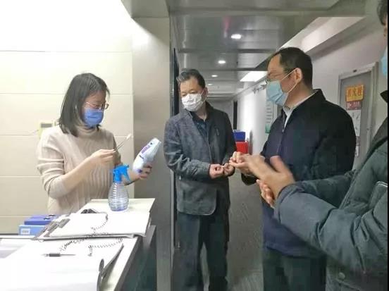 政企携手有力度！崂山区重点行业企业复工率超