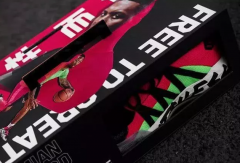 买球鞋送限量音箱，新年第一双要抢的“签名战