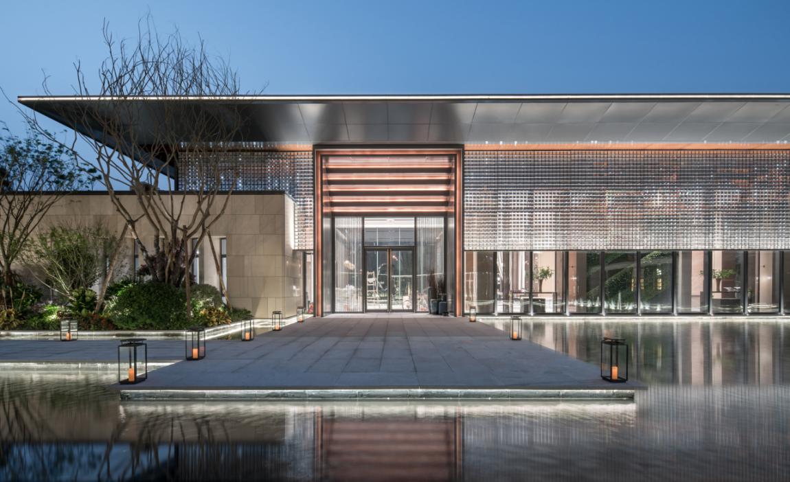 龙湖·天鉅：鉅科技，耀未来