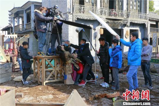 疫情之下的影视行业：影响几何？如何自救？