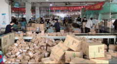 为了用户早日收到货，年糕妈妈CEO、VP、总监都去