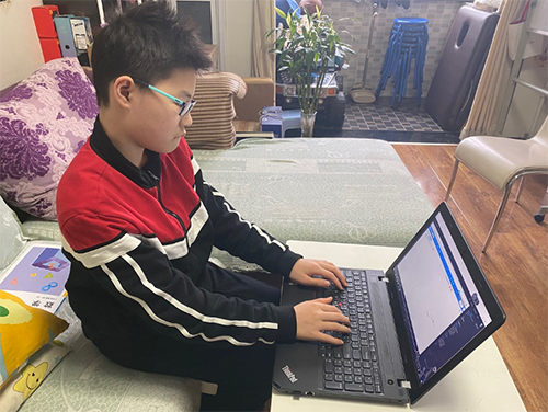 腾讯青少年科技学院助力青少年不一样的“战疫