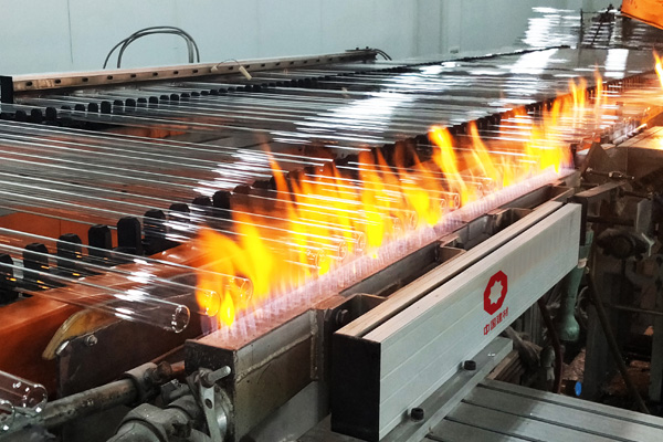 凯盛科技：科技创新筑牢战“疫”防护墙