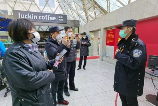 战疫实录：陪武汉过关的行业类媒体人