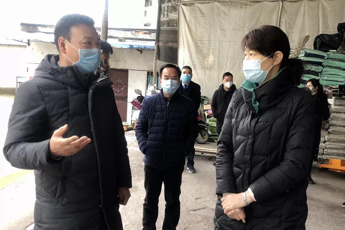 金艳调研“六小行业”恢复营业情况时要求 确保