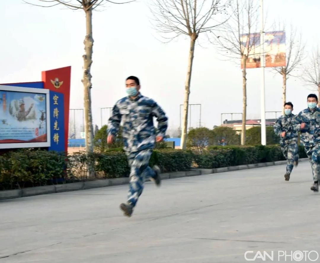 组图：练兵备战一刻不停！