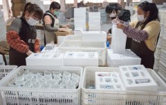 福建永春：陶瓷企业复工生产忙