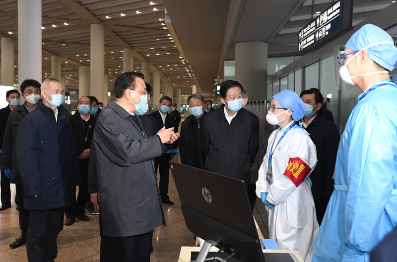 李克强考察首都国际机场和物流企业航空分拨中
