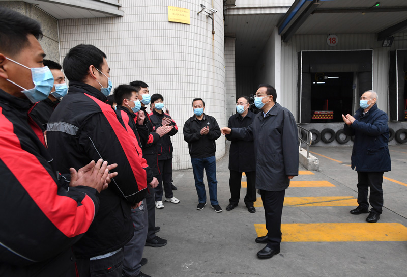李克强考察首都国际机场和物流企业航空分拨中