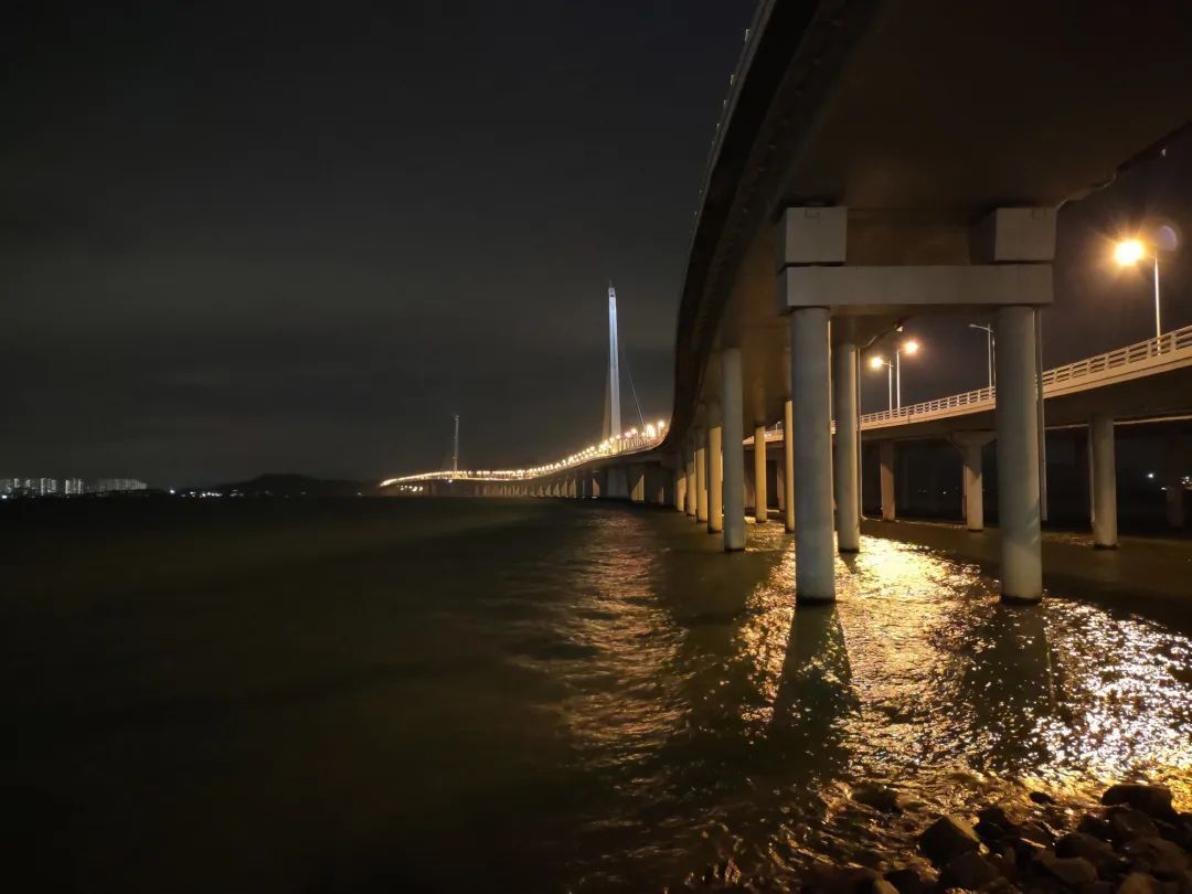 「二手值得买」小米 MIX 3：2020 年你仍需要一台滑盖手机