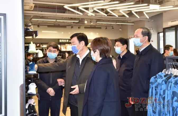 刘奇书记调研消费领域复工复产