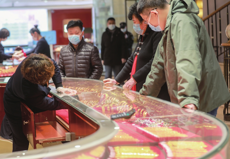 泉城路街道力促经济发展与防疫稳控 搭建线上平台 助力“金街”复工