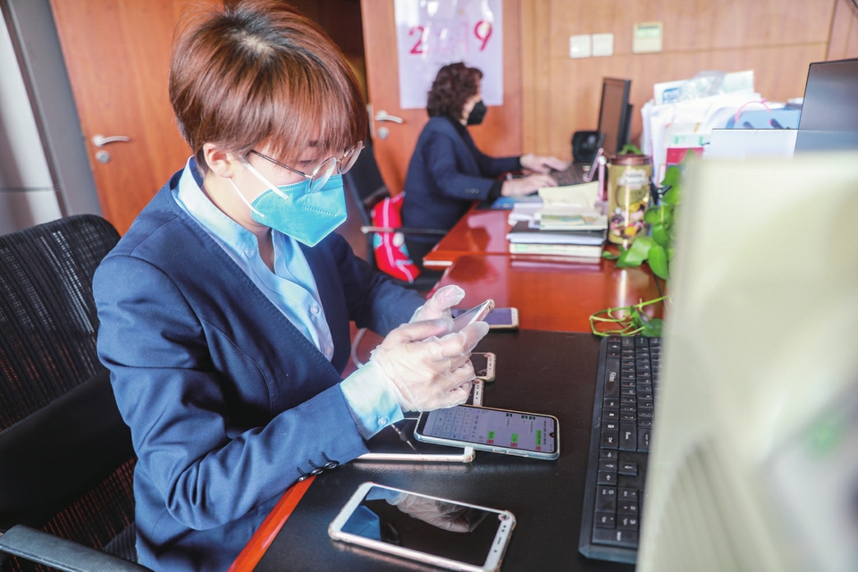 泉城路街道力促经济发展与防疫稳控 搭建线上平台 助力“金街”复工