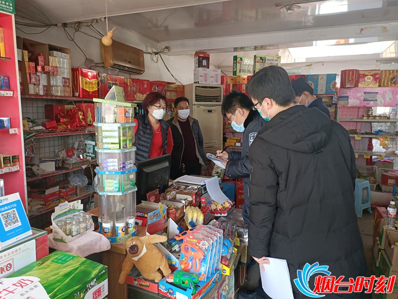 1.金山湾监管组现场巡察营业商户经营情况，告知其做好防控工作相关要求