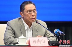 钟南山：各国应该加强新冠肺炎疫情防控交流