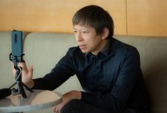 从逆势翻盘到盈利700万！巨头战场中的生存法则