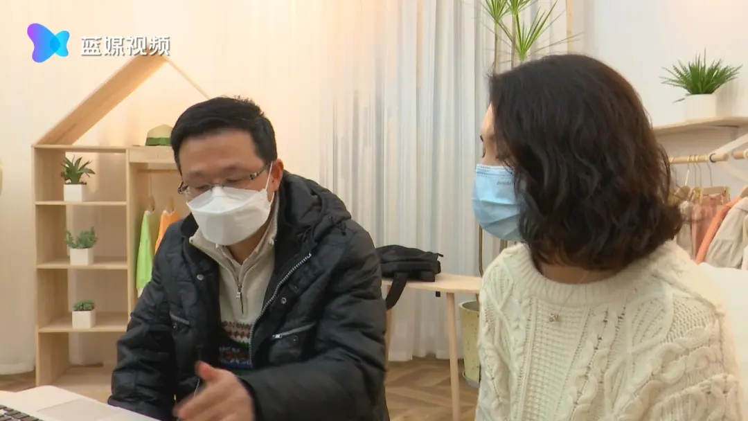 在磨难中成长 从磨难中奋起丨东边不亮西边亮