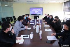 青岛市社会组织总会王端瑞一行访问青岛新闻网
