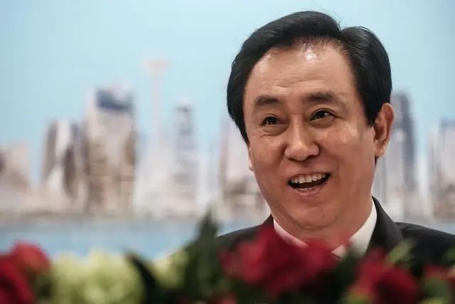 房地产，依然是最有钱行业？报告传递信号，套现地产大佬也最多！