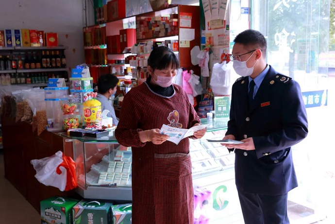 “税务温暖”助力企业走进复工复产“春天里”