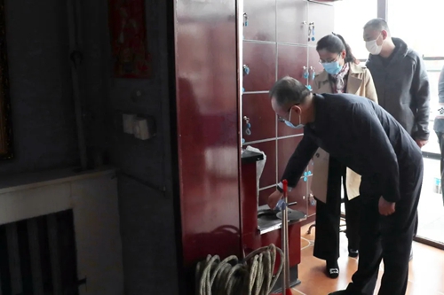 包头市副市长刘丰调研指导禁燃区内生活服务业