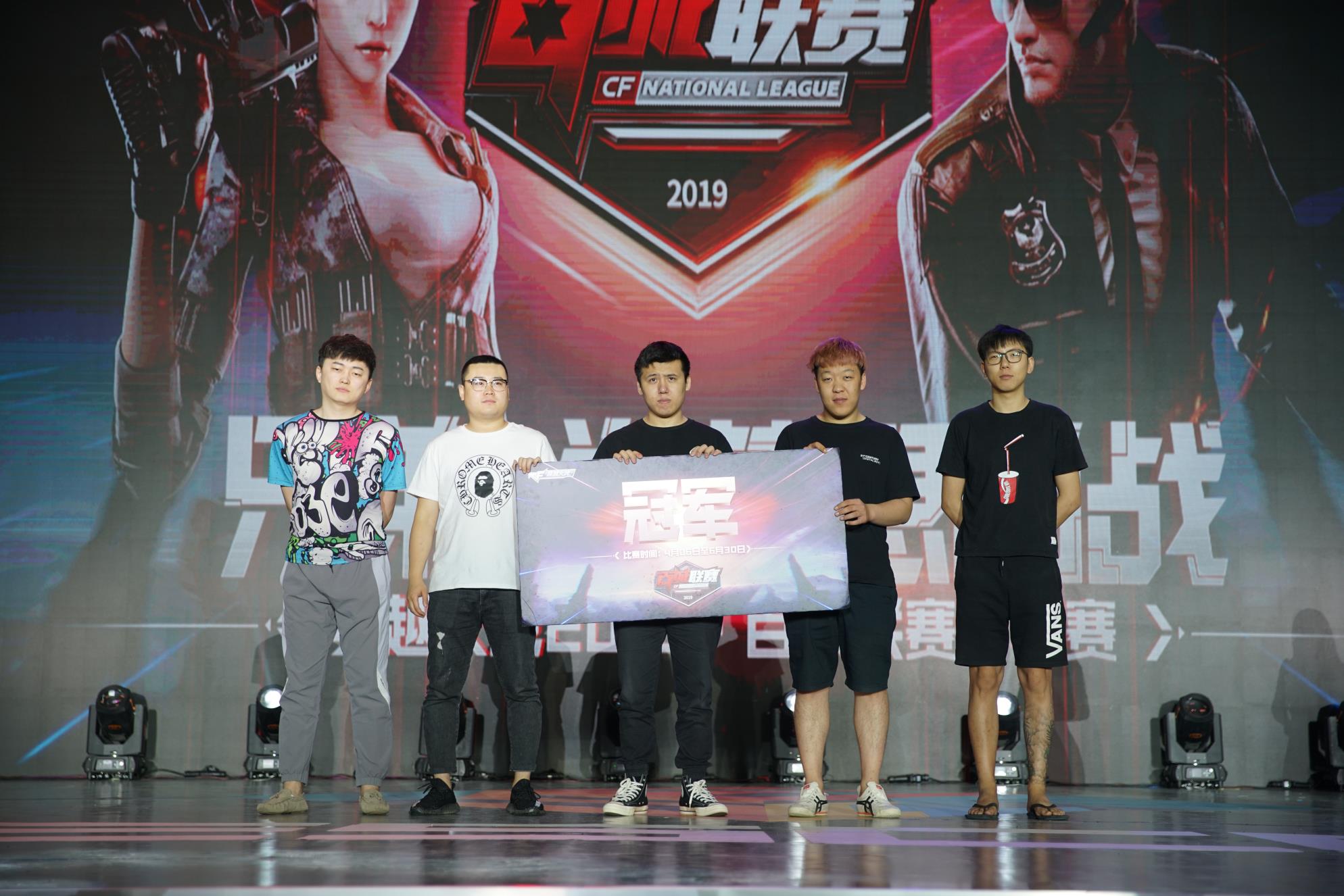 2019年京交会|2019年中国电竞行业研究报告：电竞产业规模有望突破千亿