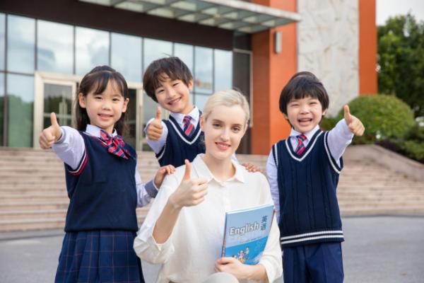 逆势增长 iEnglish少年读书会助力线下培训机构破