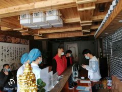 云锦巷社区开展疫情期间企业复工复产安全巡查