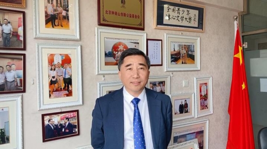北京钟南山创新公益基金会秘书长 罗凡华