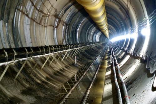 中铁十六局集团“奋进号”TBM完成首段隧洞掘进任务