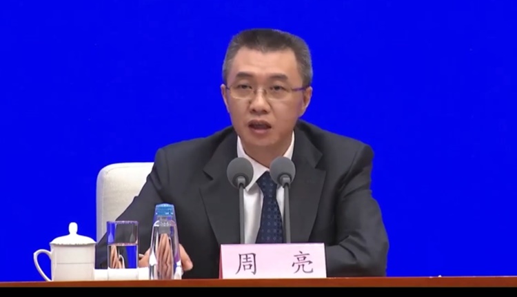 周亮：引导银行保险机构大力支持企业复工复产