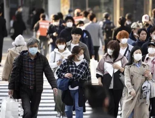 世卫组织：鼓励各国研究普通民众佩戴口罩的有效性