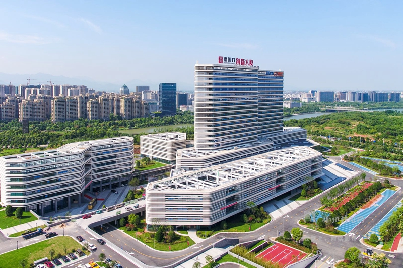 持续推动数字经济智慧产业再上新台阶——我市认真学习贯彻习近平总书记在浙江考察重要讲话精神（2）