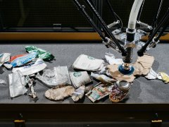 垃圾回收、超市收银 因为疫情蔓延都换成了机器人