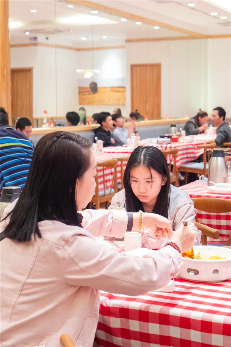 佛山餐饮美发行业又旺起来了